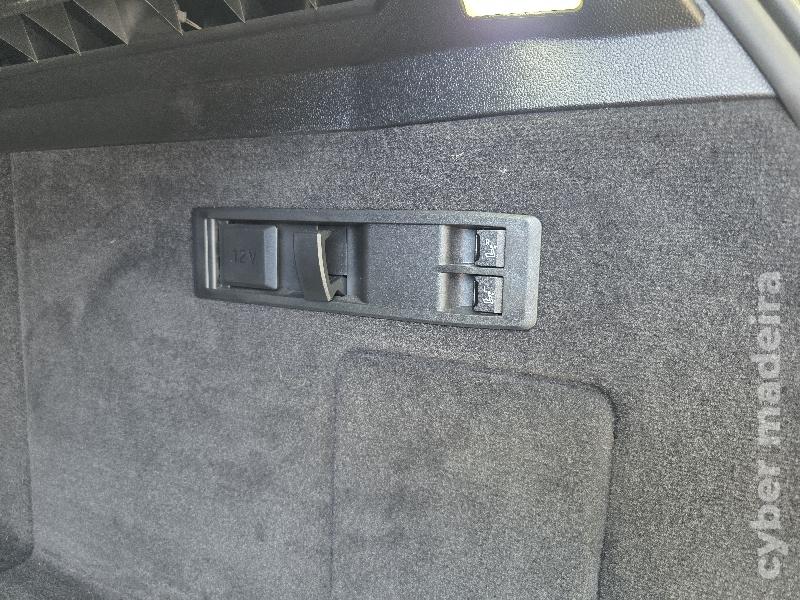 BMW IX XDRIVE40 AUTOMATICO Autonomia elétrica até 400 km Eléctrico