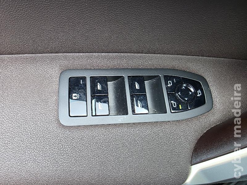BMW IX XDRIVE40 AUTOMATICO Autonomia elétrica até 400 km Eléctrico