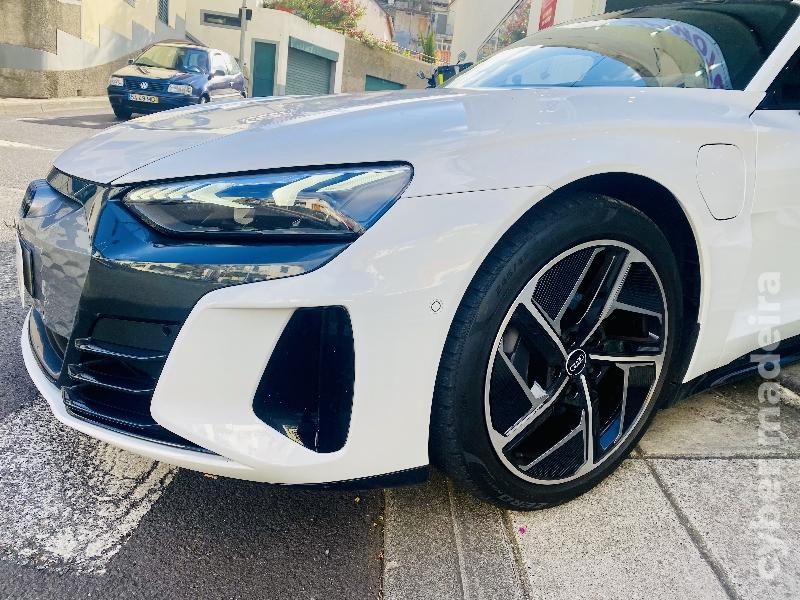 AUDI E-TRON GT MATRIX Eléctrico