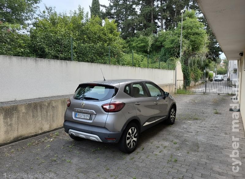 RENAULT CAPTUR ZEN Gasóleo