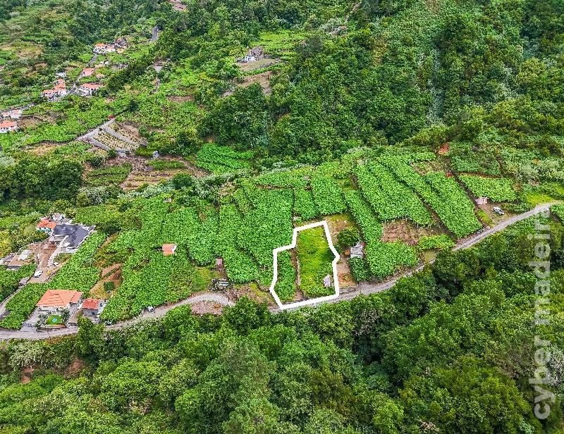 Terreno T3 para Venda