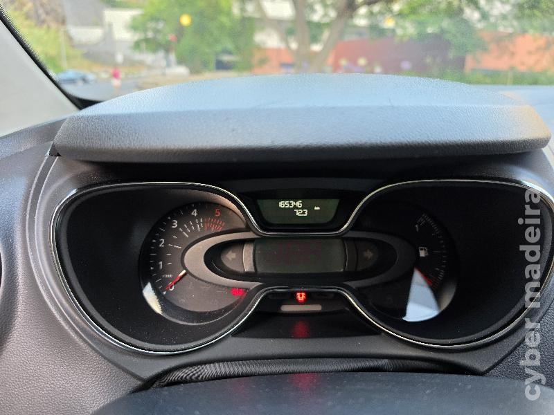 RENAULT CAPTUR ZEN Gasóleo