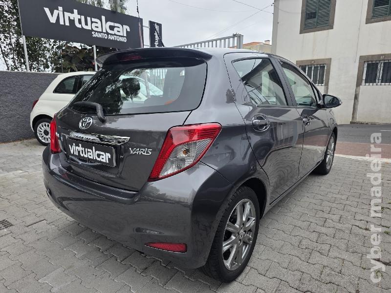TOYOTA YARIS 1.4 D4D AUTOMÁTICO C/GARANTIA Gasóleo