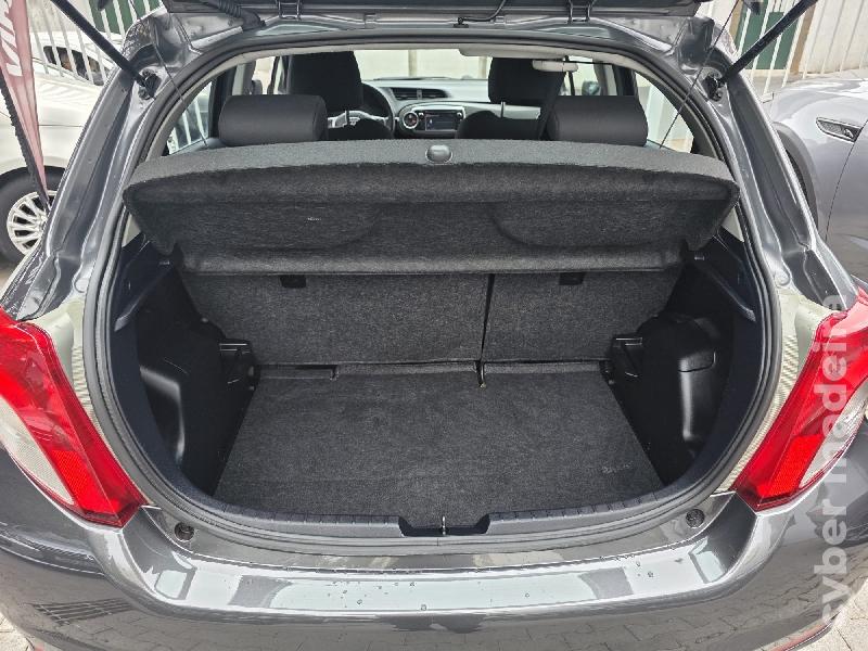 TOYOTA YARIS 1.4 D4D AUTOMÁTICO C/GARANTIA Gasóleo