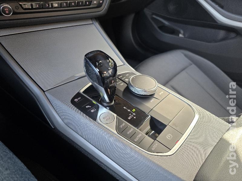 BMW Serie 3 330e CORPORATE Edition AUTOMATICO - Plug-in Híbrido