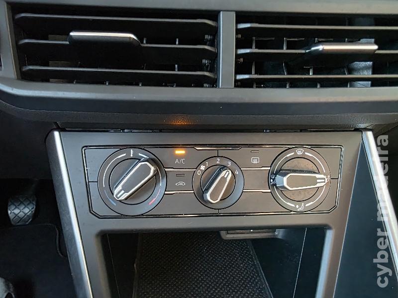 VOLKSWAGEN POLO 1.0 TSi LIFE Gasolina