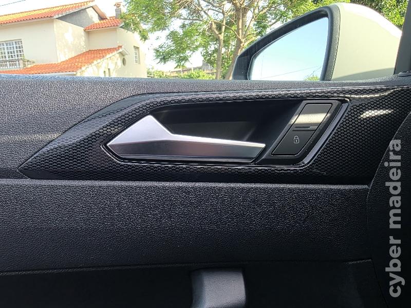 VOLKSWAGEN POLO 1.0 TSi LIFE Gasolina