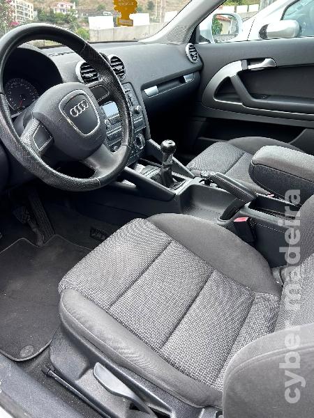 AUDI A3 8P1 Gasóleo
