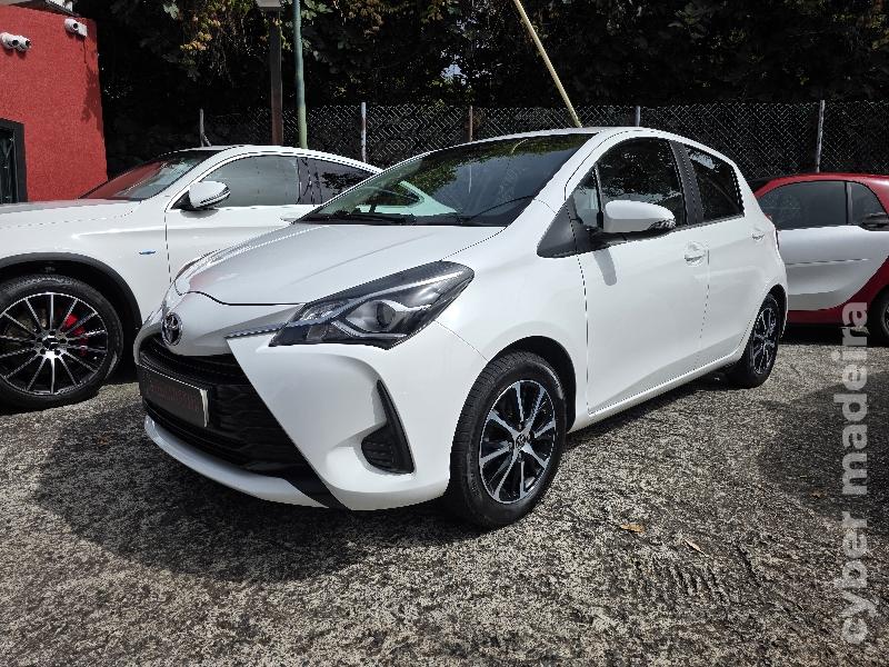 TOYOTA YARIS 1.0 VVT-i COMFORT Gasolina