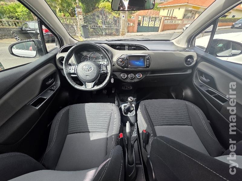 TOYOTA YARIS 1.0 VVT-i COMFORT Gasolina