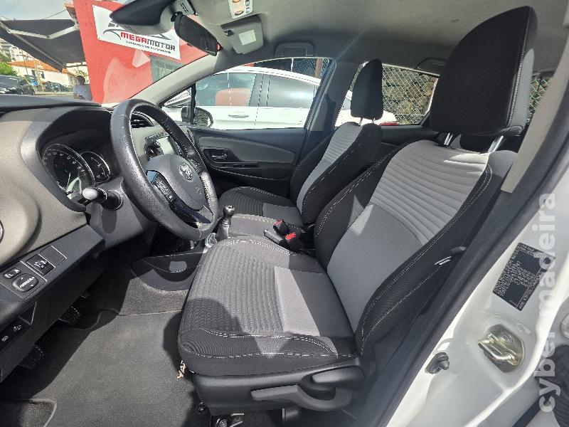 TOYOTA YARIS 1.0 VVT-i COMFORT Gasolina