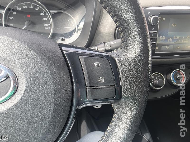 TOYOTA YARIS 1.0 VVT-i COMFORT Gasolina