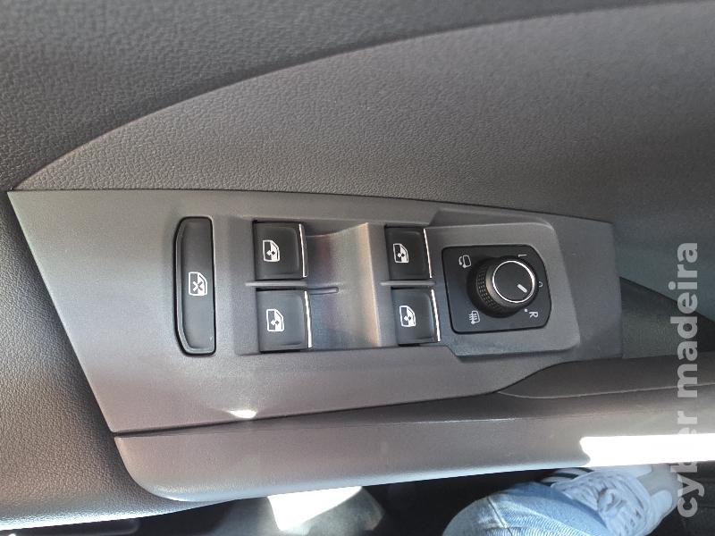 VOLKSWAGEN T-CROSS 1.0 TSi DSG LIFE AUTOMÁTICO Gasolina