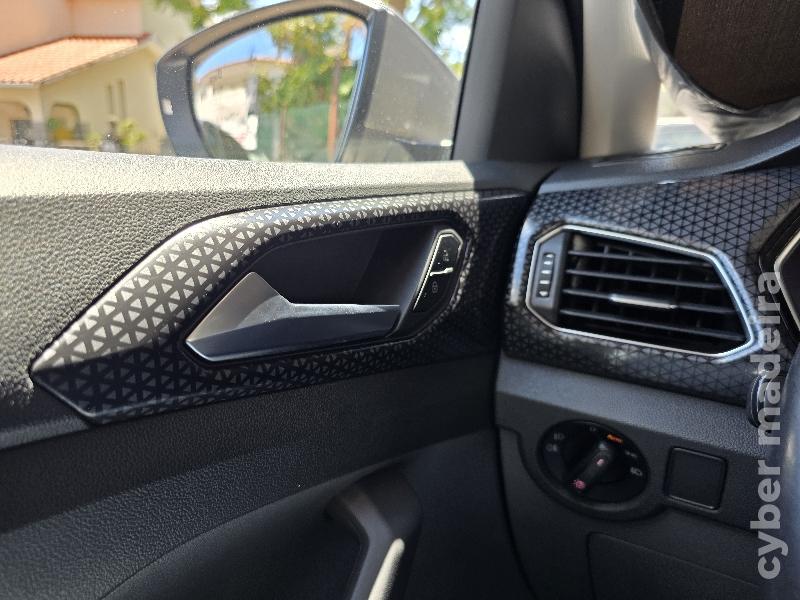 VOLKSWAGEN T-CROSS 1.0 TSi DSG LIFE AUTOMÁTICO Gasolina