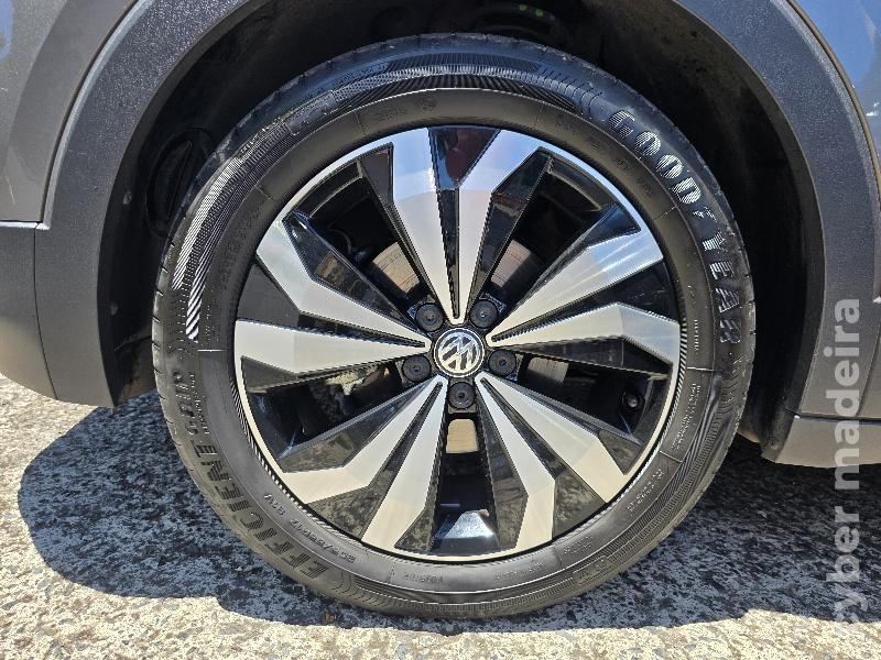 VOLKSWAGEN T-CROSS 1.0 TSi DSG LIFE AUTOMÁTICO Gasolina