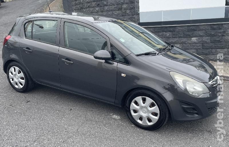 OPEL CORSA 1.3 cdti 95cv - 2014 Gasóleo