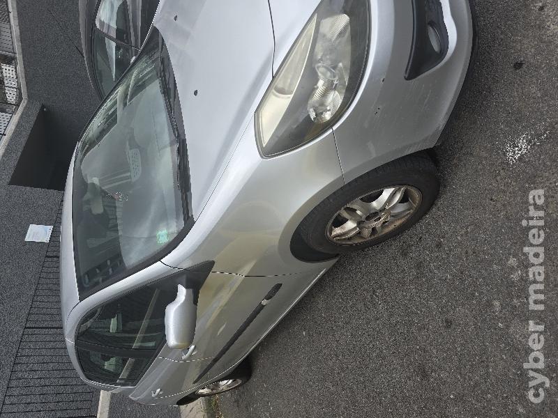 RENAULT CLIO Confort Gasóleo