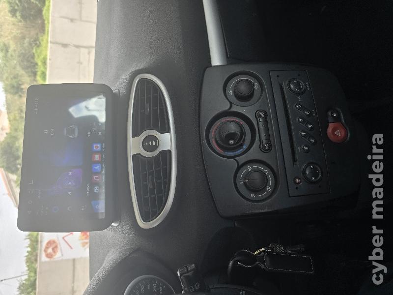 RENAULT CLIO Confort Gasóleo