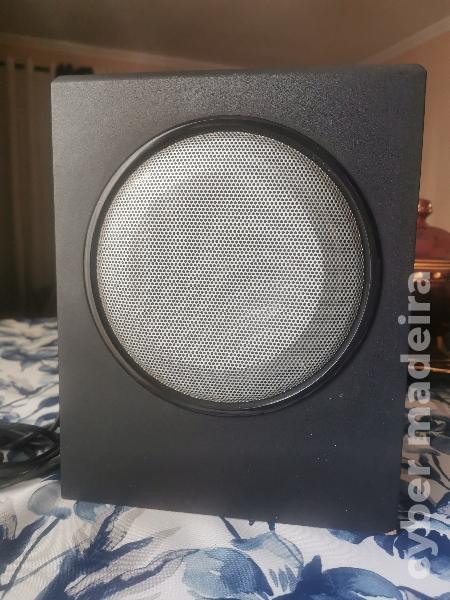 Vendo sistema de som Logitech 5.1 X-530