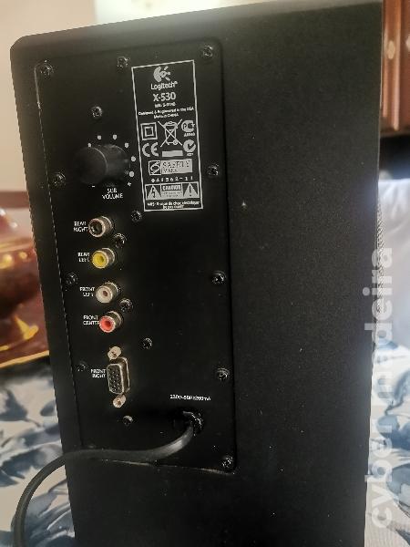 Vendo sistema de som Logitech 5.1 X-530