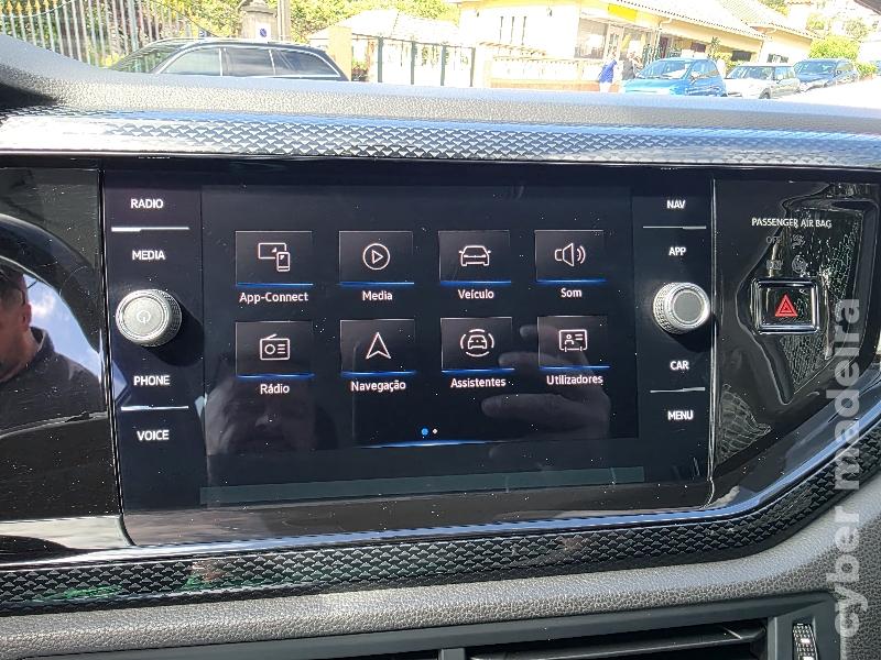 VOLKSWAGEN POLO 1.0 TSi LIFE Gasolina