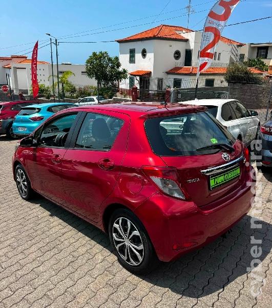 TOYOTA YARIS D4D Gasóleo