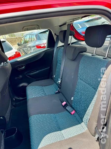 TOYOTA YARIS D4D Gasóleo