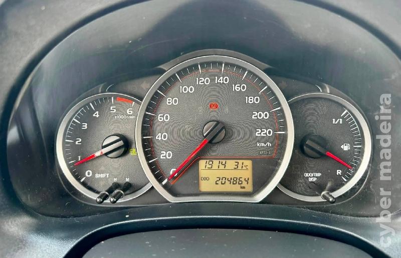 TOYOTA YARIS D4D Gasóleo