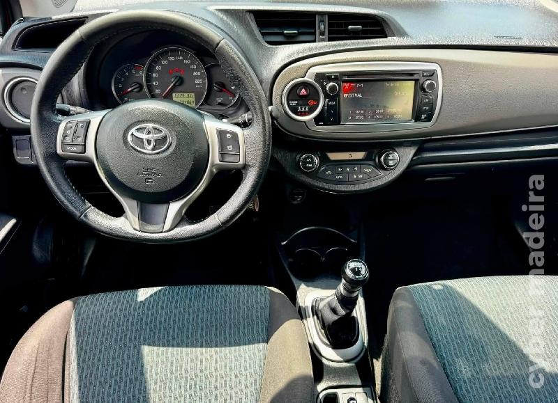TOYOTA YARIS D4D Gasóleo