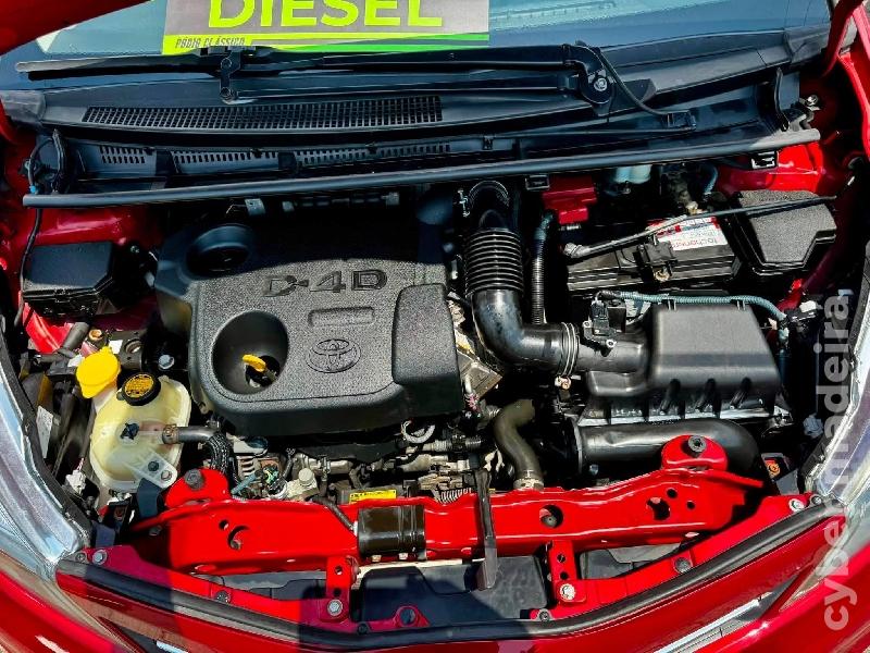 TOYOTA YARIS D4D Gasóleo