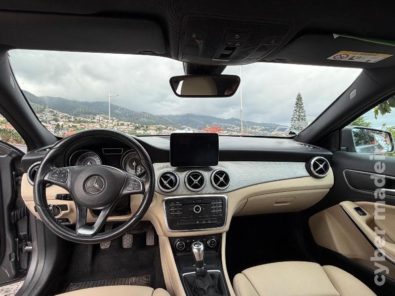 MERCEDES GLA 200d 135 cv Gasóleo
