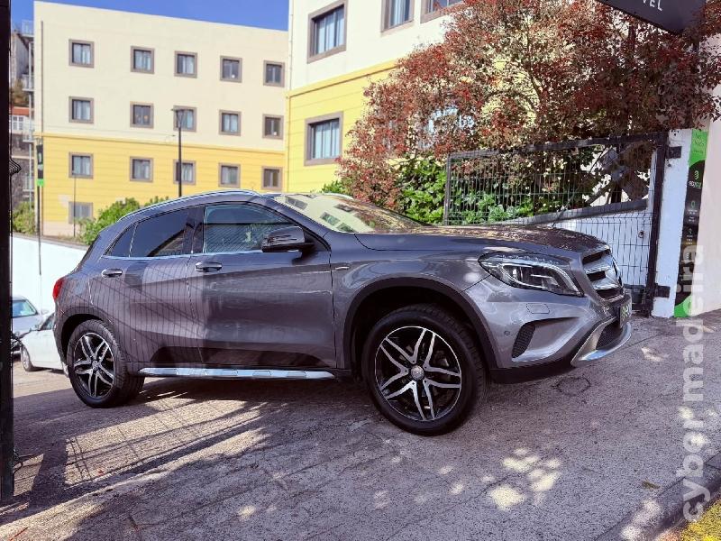 MERCEDES GLA 200d 135 cv Gasóleo