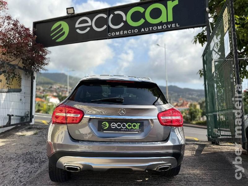 MERCEDES GLA 200d 135 cv Gasóleo