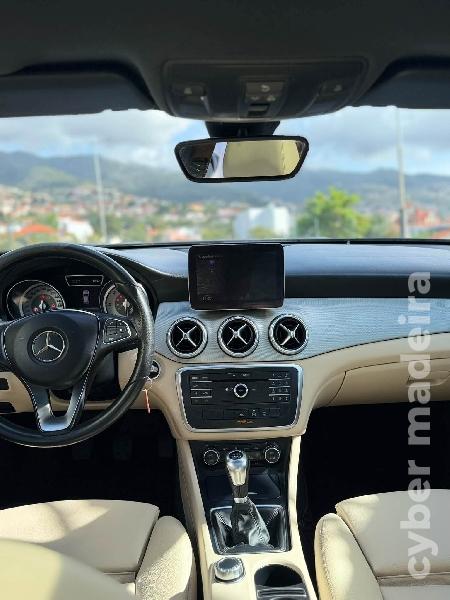 MERCEDES GLA 200d 135 cv Gasóleo