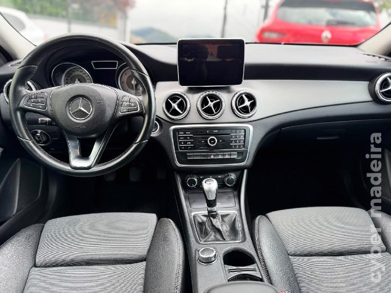 MERCEDES GLA 180d 110 cv Gasóleo