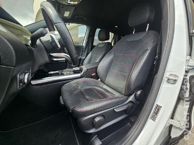 MERCEDES GLA 250 e AMG Line 218cv AUTO Híbrido