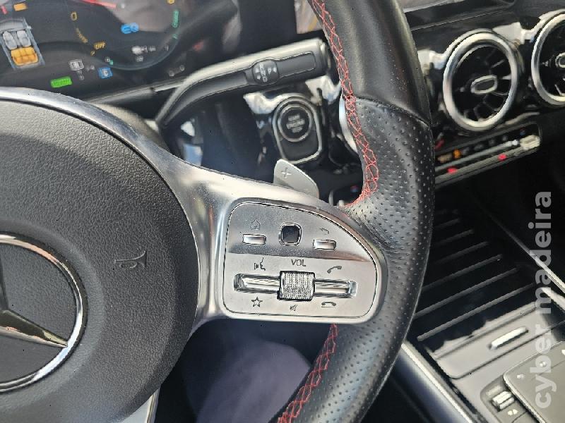 MERCEDES GLA 250 e AMG Line 218cv AUTO Híbrido