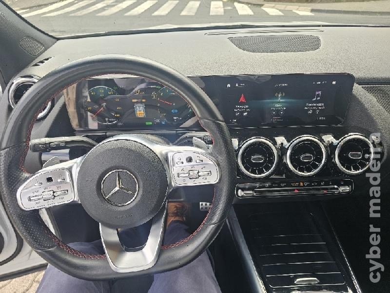 MERCEDES GLA 250 e AMG Line 218cv AUTO Híbrido