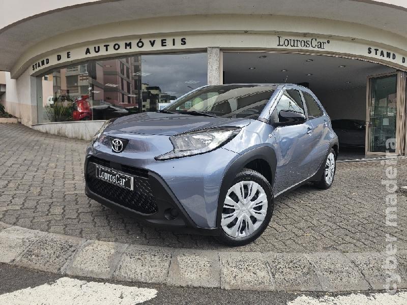 TOYOTA AYGO X 1.0 Play 72cv Gasolina