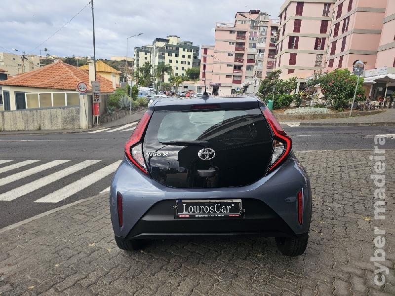 TOYOTA AYGO X 1.0 Play 72cv Gasolina