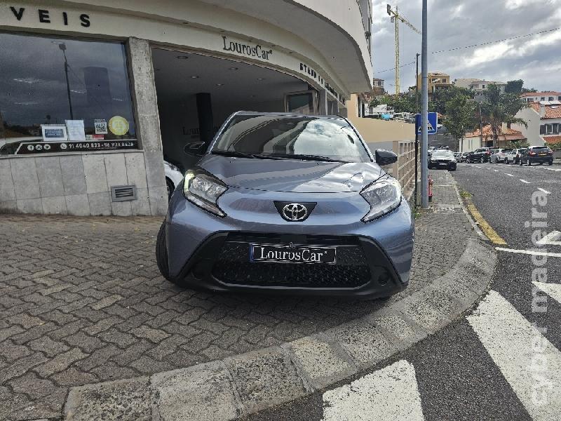 TOYOTA AYGO X 1.0 Play 72cv Gasolina