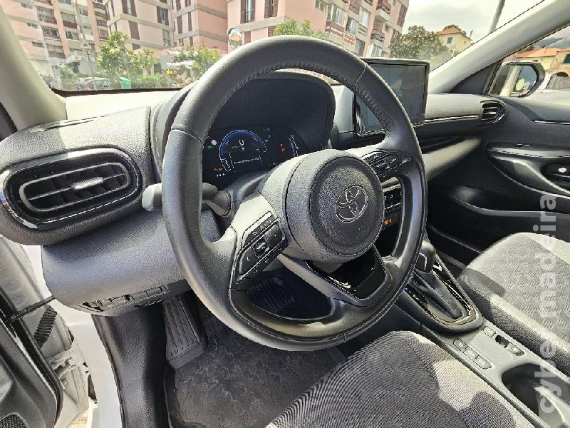TOYOTA YARIS 1.5 HYBRID Dynamic Force E 116cv AUTO Híbrido