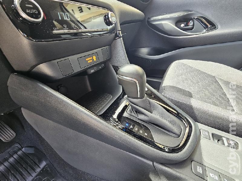 TOYOTA YARIS 1.5 HYBRID Dynamic Force E 116cv AUTO Híbrido