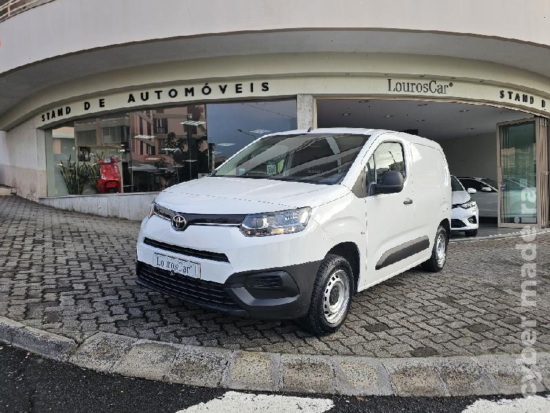 TOYOTA PROACE City 1.5D L1 Comfort PTB 102cv 3LUG Gasóleo
