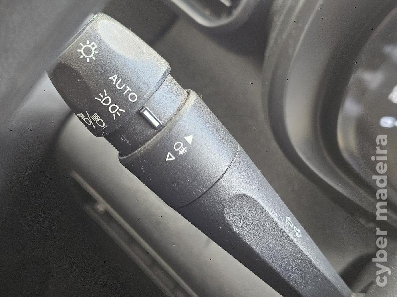 TOYOTA PROACE City 1.5D L1 Comfort PTB 102cv 3LUG Gasóleo