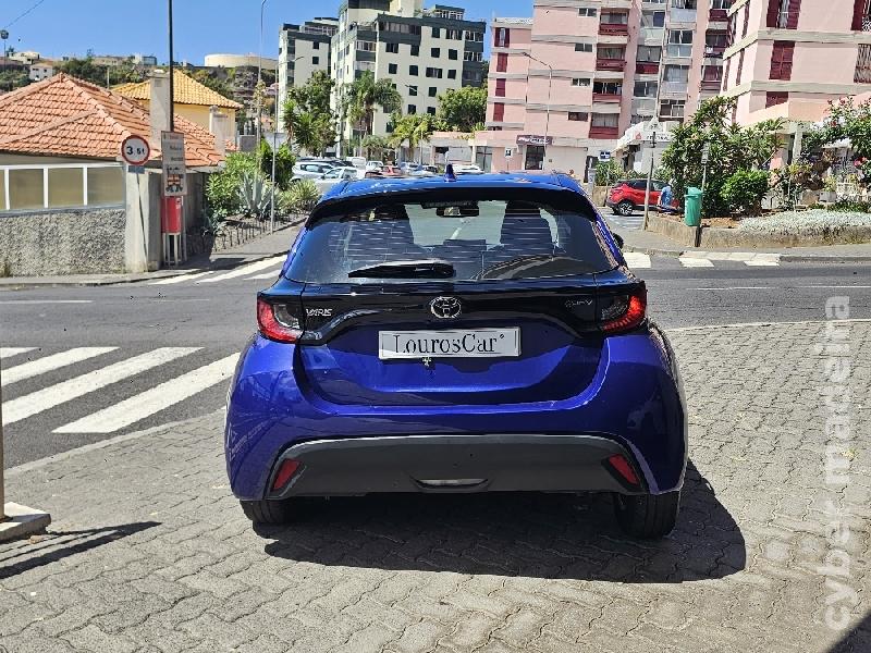 TOYOTA YARIS 1.5 HYBRID Comfort 115cv AUTO Híbrido