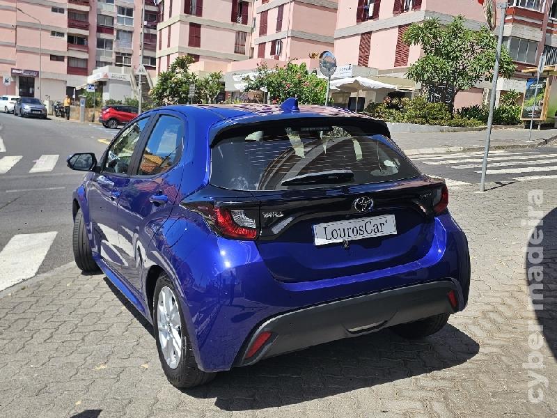 TOYOTA YARIS 1.5 HYBRID Comfort 115cv AUTO Híbrido