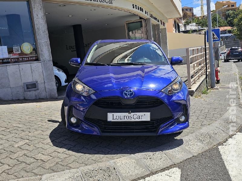 TOYOTA YARIS 1.5 HYBRID Comfort 115cv AUTO Híbrido
