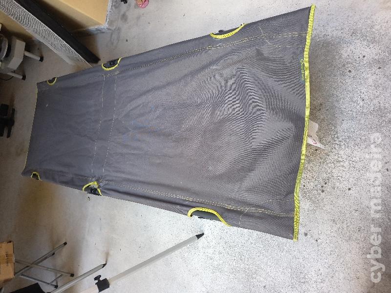 Cama de acampamento