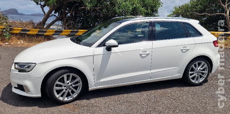 AUDI A3 Sportback 1.6 TDI SPORT Gasóleo